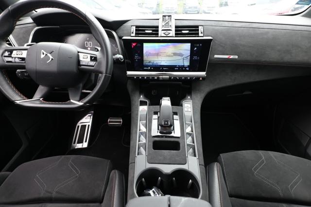 DS Automobiles 7 Crossback Performance Line 1.5 BHDi 130 Aut. 