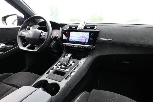 DS Automobiles 7 Crossback Performance Line 1.5 BHDi 130 Aut. 