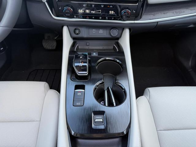 Nissan X-Trail Tekna 204 Pano ACC HUD 360° eHK SHZ Memo 