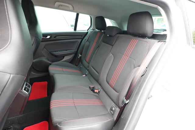 Renault Mégane R.S Line Megane IV Grandtour 1.5 BdCi 115 EDC R.S. 