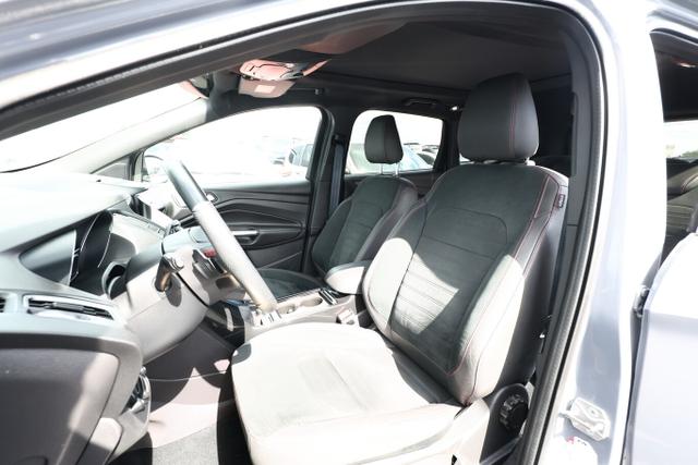 Ford Kuga ST-Line 2.0 EcoBoost 230 4x4 Pano ACC Nav 