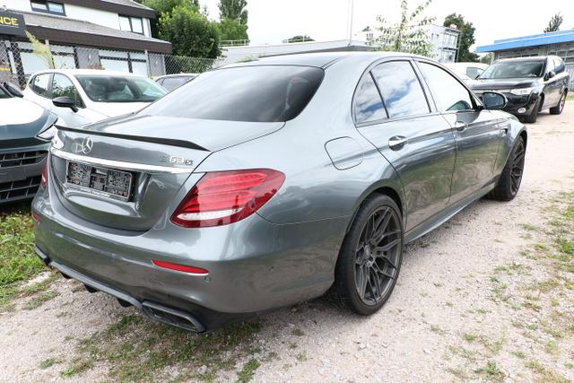 Mercedes-Benz E-Klasse AMG S E 63 4Matic+ Carbon Pano Burmester LM20Z 