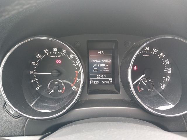 Skoda Yeti Drive 2.0 TDI 150 4x4 Nav AHK PDC Kam Klima 