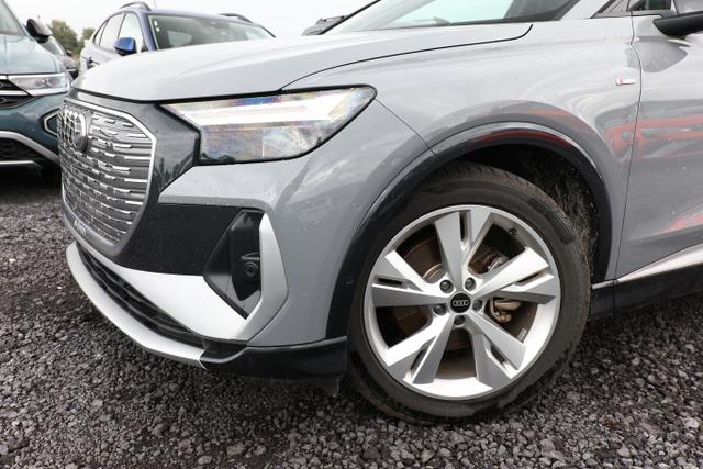 Audi Q4 e-tron 35 Pano S line LED 20Z ACC PDC Privacy 