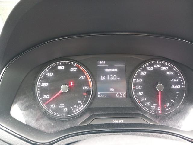 Seat Arona Reference 1.0 TSI 95 PDC SHZ Klima MFL 16Z 