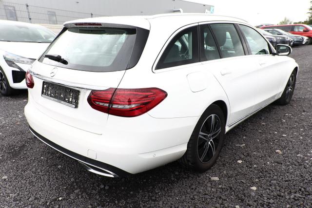 Mercedes-Benz C-Klasse AVANTGARDE C 200 T Aut AHK LED Nav Distronic Kam 