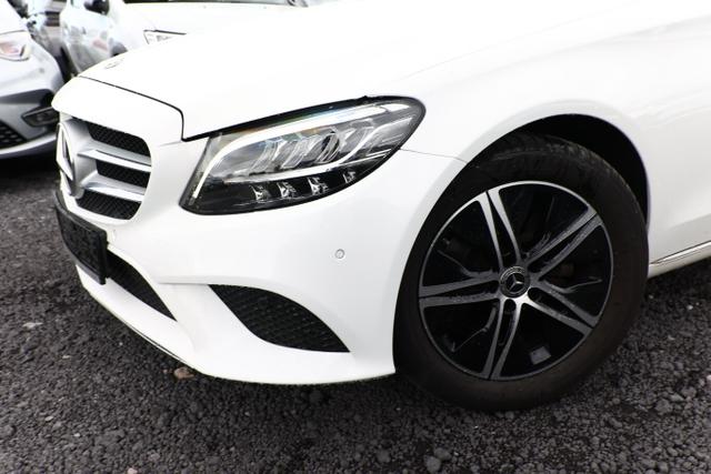 Mercedes-Benz C-Klasse AVANTGARDE C 200 T Aut AHK LED Nav Distronic Kam 
