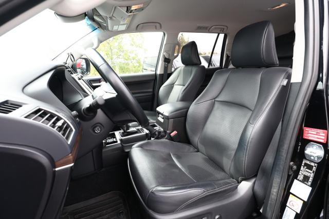 Toyota Land Cruiser Executive 2.8 D-4D 177 Aut. LED Nav 