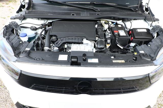 Opel Corsa GS 1.2 100 AT8 TechP Kam PDC 10"-DAB LM16 