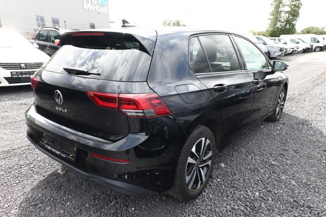 Volkswagen Golf UNITED VIII 1.0 TSI 110 LED Nav ACC PDC SHZ 