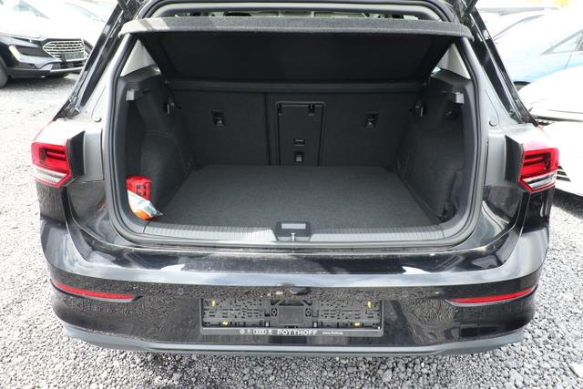Volkswagen Golf UNITED VIII 1.0 TSI 110 LED Nav ACC PDC SHZ 