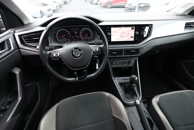 Volkswagen Polo Highline 1.0 TSI 95 LED Nav LM16Z AppC PDC 