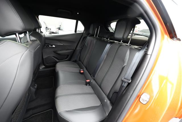 Peugeot 2008 Allure 1.2 PureTech 130 LED Nav ACC KeyLess 
