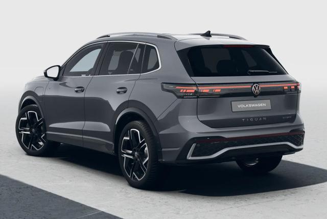 Tiguan R-Line eHybrid 204 Nav Pano 20Z 5J.Gar 