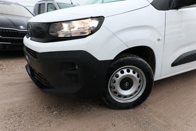 Opel Combo Cargo 1.5 D 130 AT8 3-S Nav Kam BSA PDC/vo 
