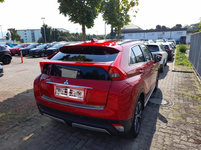 Mitsubishi Eclipse Cross Top 1.5 T-MIVEC 163 CVT LED ACC 