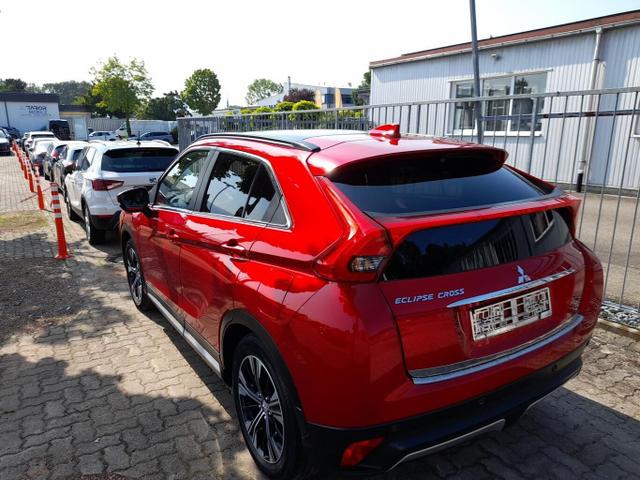 Mitsubishi Eclipse Cross Top 1.5 T-MIVEC 163 CVT LED ACC 