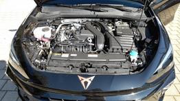 Cupra Leon Sportstourer ST eTSI DSG IntelliD Pano Matrix Edge SHZ 