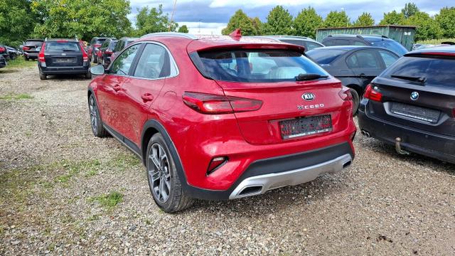 Kia XCeed Spirit 1.6 T-GDI 204 DCT KlappenAGA PDC 