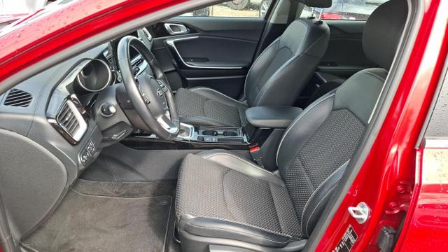 Kia XCeed Spirit 1.6 T-GDI 204 DCT KlappenAGA PDC 