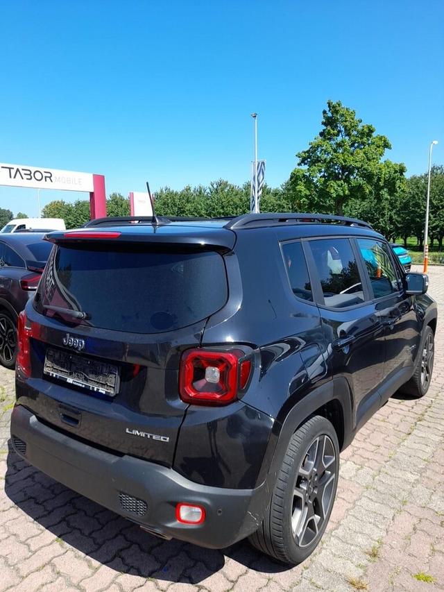 Jeep Renegade Limited 1.3 T-GDI 150 DTC Pano Nav PDC 