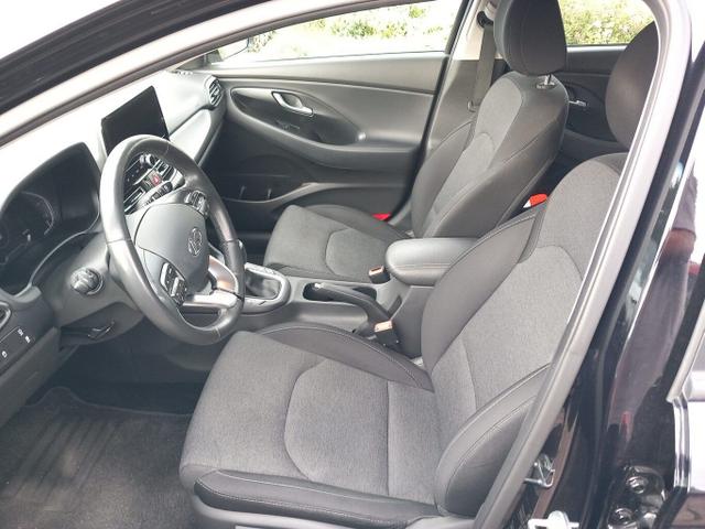 Hyundai i30 INTRO EDITION 1.5 T-GDI 110 LED Nav Kam KeyL 
