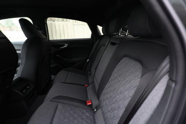 Audi A5 Sportback S line Lim. TFSI 150 2xS Tech+ 19Z ExtP PrivG 