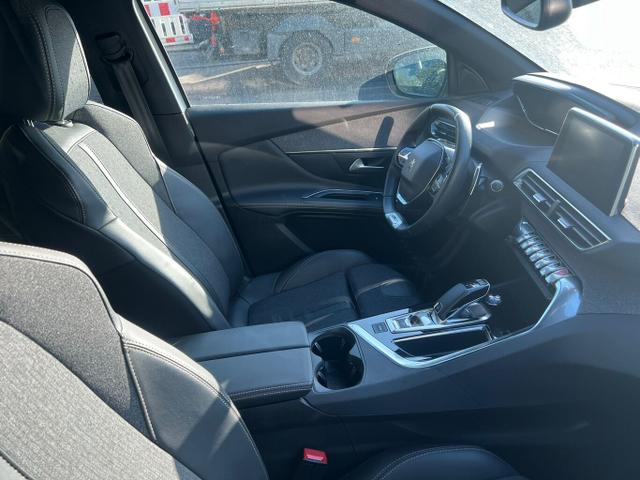 Peugeot 3008 Allure 1.5 BlueHDi 130 AT8 GT Line Kam ACC 