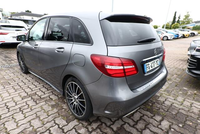 Mercedes-Benz B-Klasse AMG Line B 220 d DCT Pano Nav LED 18Z ParkAs SHZ 