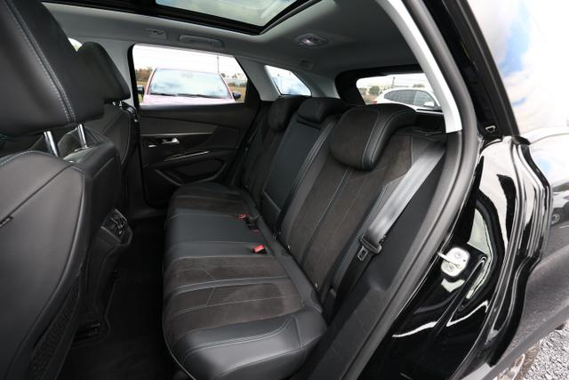 Peugeot 3008 Crossway 1.5 BlueHDi 130 Aut. Nav ParkAs 