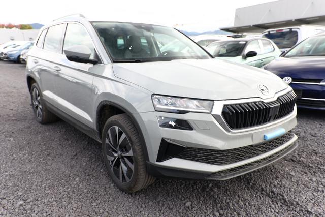 Skoda Karoq - Selection TSI 150 DSG Pano AHK NavC SideA Leder ACC