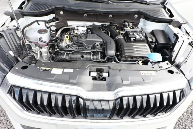 Skoda Karoq Selection TSI 150 DSG Pano AHK NavC SideA Leder ACC 