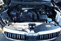 Skoda Karoq Selection TSI 150 DSG Pano AHK NavC SideA Leder ACC 