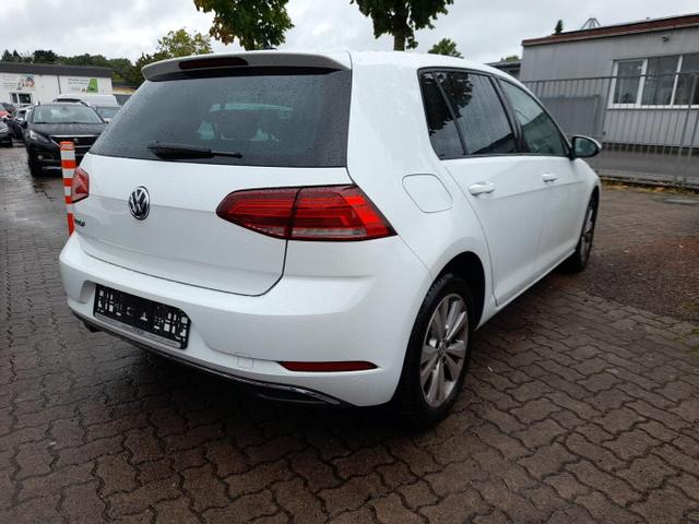 Volkswagen Golf Comfortline VII 1.5 TSI 150 DSG Pano LED 