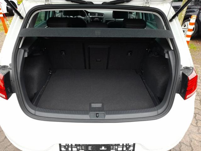 Volkswagen Golf Comfortline VII 1.5 TSI 150 DSG Pano LED 