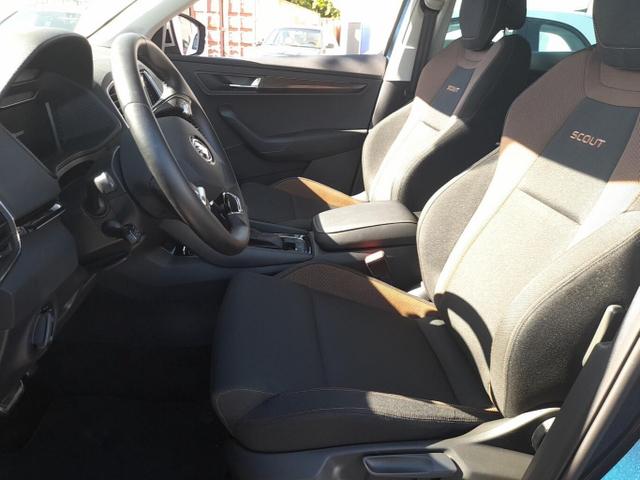 Skoda Karoq Scout 1.5 TSI 150 DSG LED Nav ACC eHk ViCo 