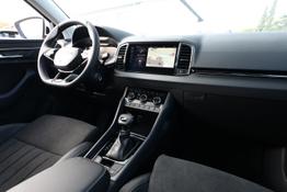 Skoda Karoq Selection TSI 150 DSG Pano AHK NavC SideA Leder ACC 
