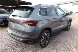 Skoda Karoq Selection TSI 150 DSG Pano AHK NavC SideA Leder ACC 