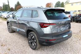 Skoda Karoq Selection TSI 150 DSG Pano AHK NavC SideA Leder ACC 