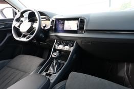 Skoda Karoq Selection TSI 150 DSG Pano AHK NavC SideA Leder ACC 