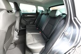 Skoda Karoq Selection TSI 150 DSG Pano AHK NavC SideA Leder ACC 