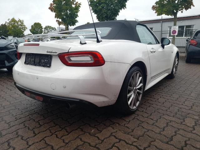 Fiat 124 Spider Lusso 1.4 MultiAir 140 Turbo LED Nav 