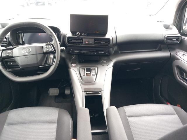 Toyota Proace City Verso Team Deutschland 1.5 D-4D 130 Aut. D Nav 