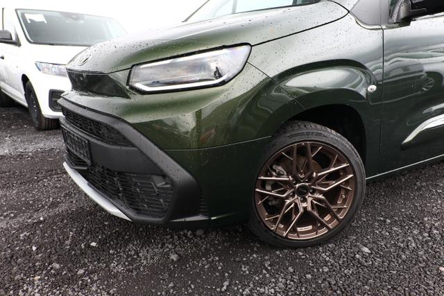 Toyota Proace City Verso Team Deutschland 1.5 D-4D 130 Aut. D Nav 