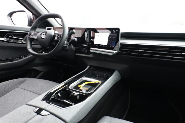 Austral Evolution 1.3 TCe 160 CVT LED Nav PDC 