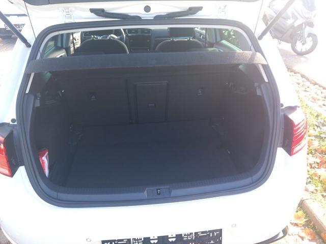 Volkswagen Golf Highline VII 1.5 TSI 150 LED Nav ACC PDC 
