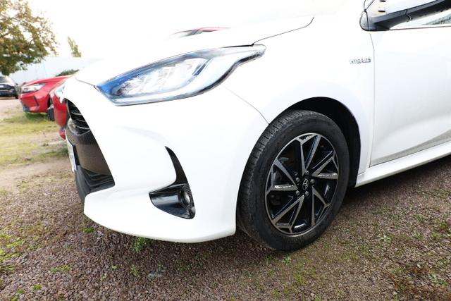 Toyota Yaris Team Deutschland 1.5 Dual-VVT-iE 116 CVT D CarPlay 16Z 
