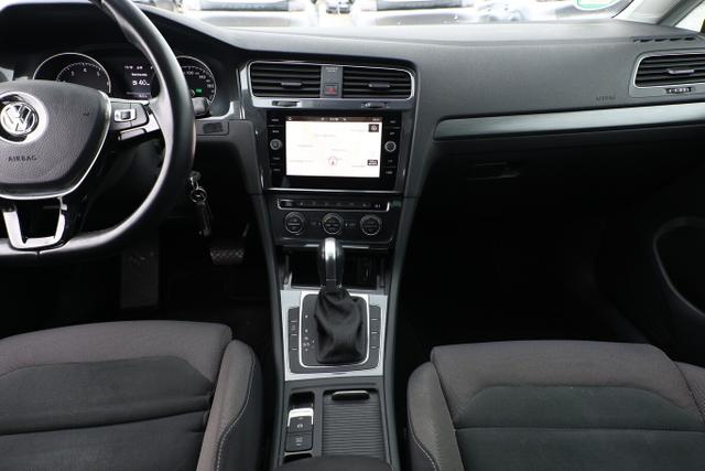 Volkswagen Golf Comfortline VII 1.5 TSI 150 DSG Pano LED 