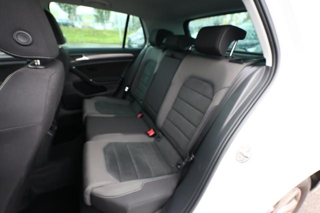 Volkswagen Golf Comfortline VII 1.5 TSI 150 DSG Pano LED 