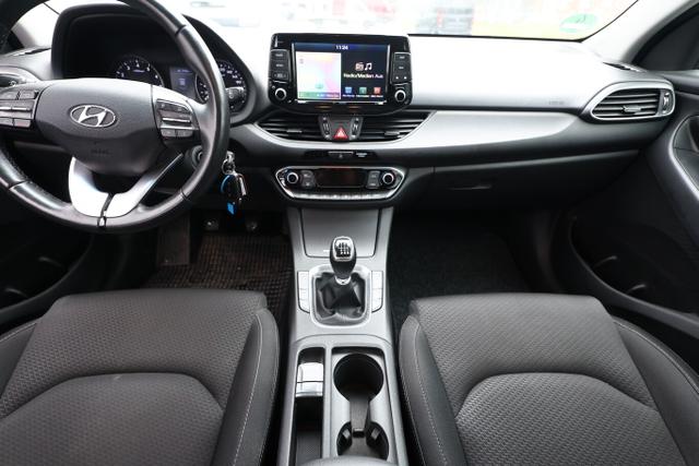 Hyundai i30 Kombi Family+ 1.0 T-GDI 120 Nav KeyL PDC Kam LaneA 